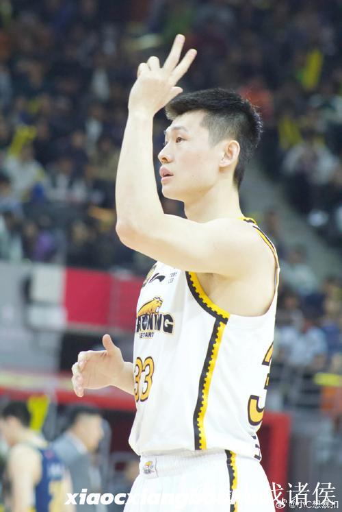 王岚嵚:手感火热信心满满,用防守提升进攻表现 王岚嵚:手感火热信心满满,用防守提升进攻表现